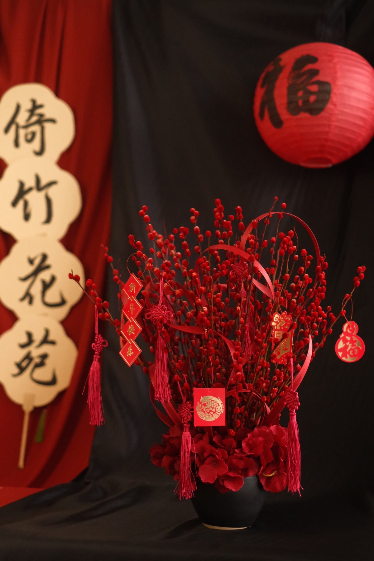 Fireworks Crackling红红火火 Bouquet by Bamboo Green Florist, Penang