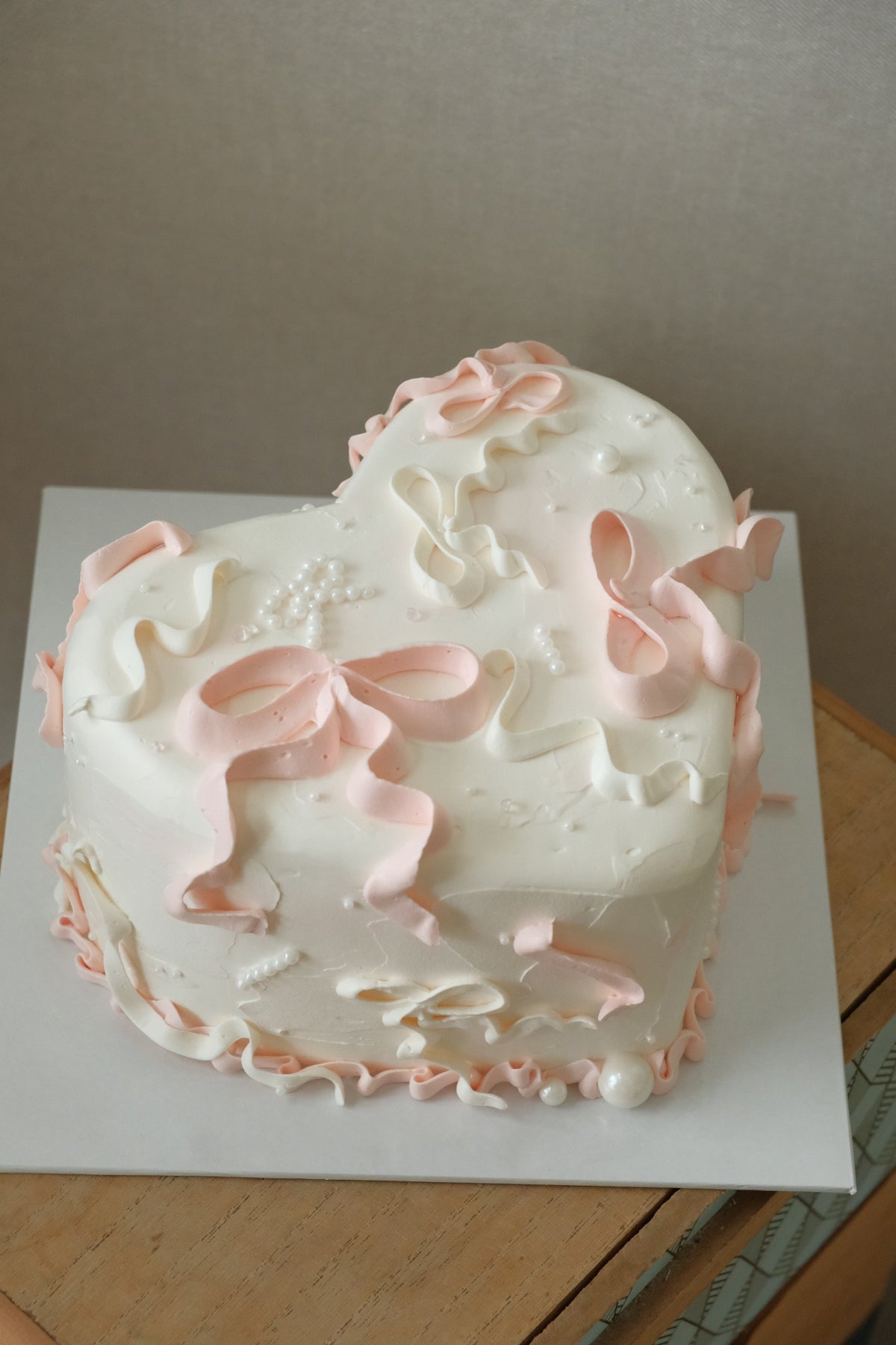 Sweet Bow Cake by Bamboo Green Florist, Penang, photo 2