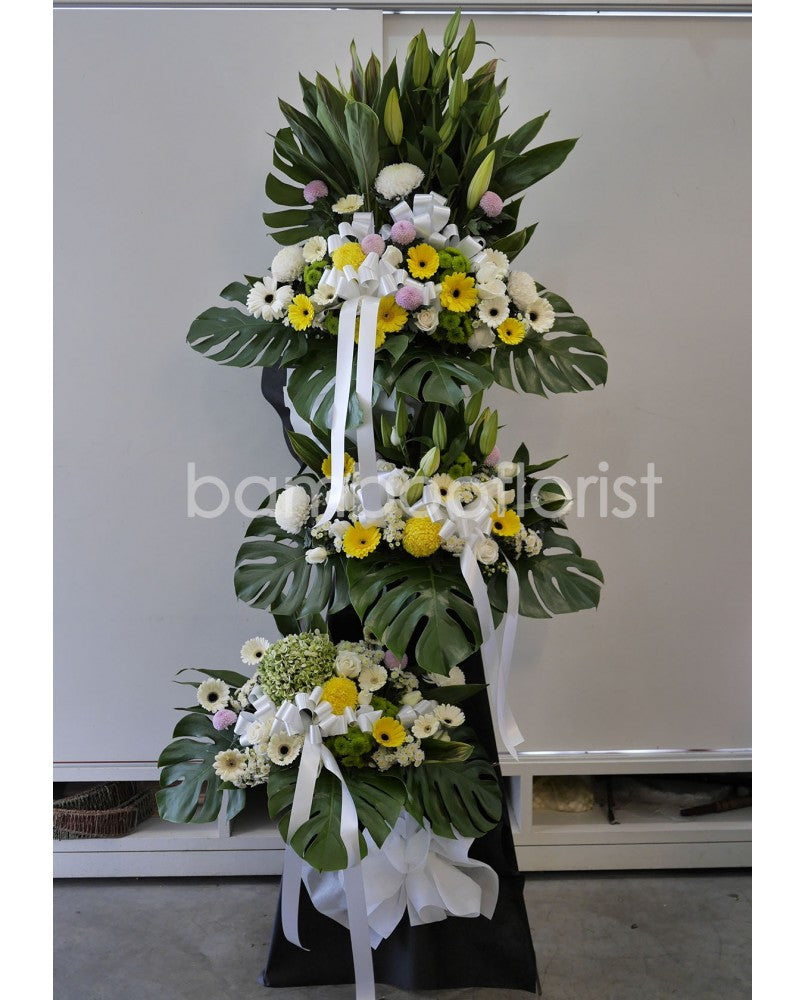 Green Gallop Condolence Wreath by Bamboo Green Florist, Penang