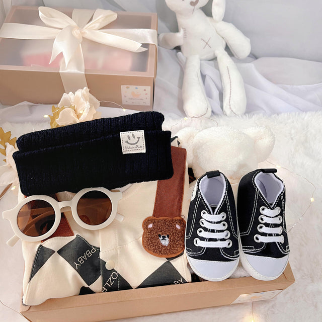 Baby Checkmate classic baby gift box with checkered romper