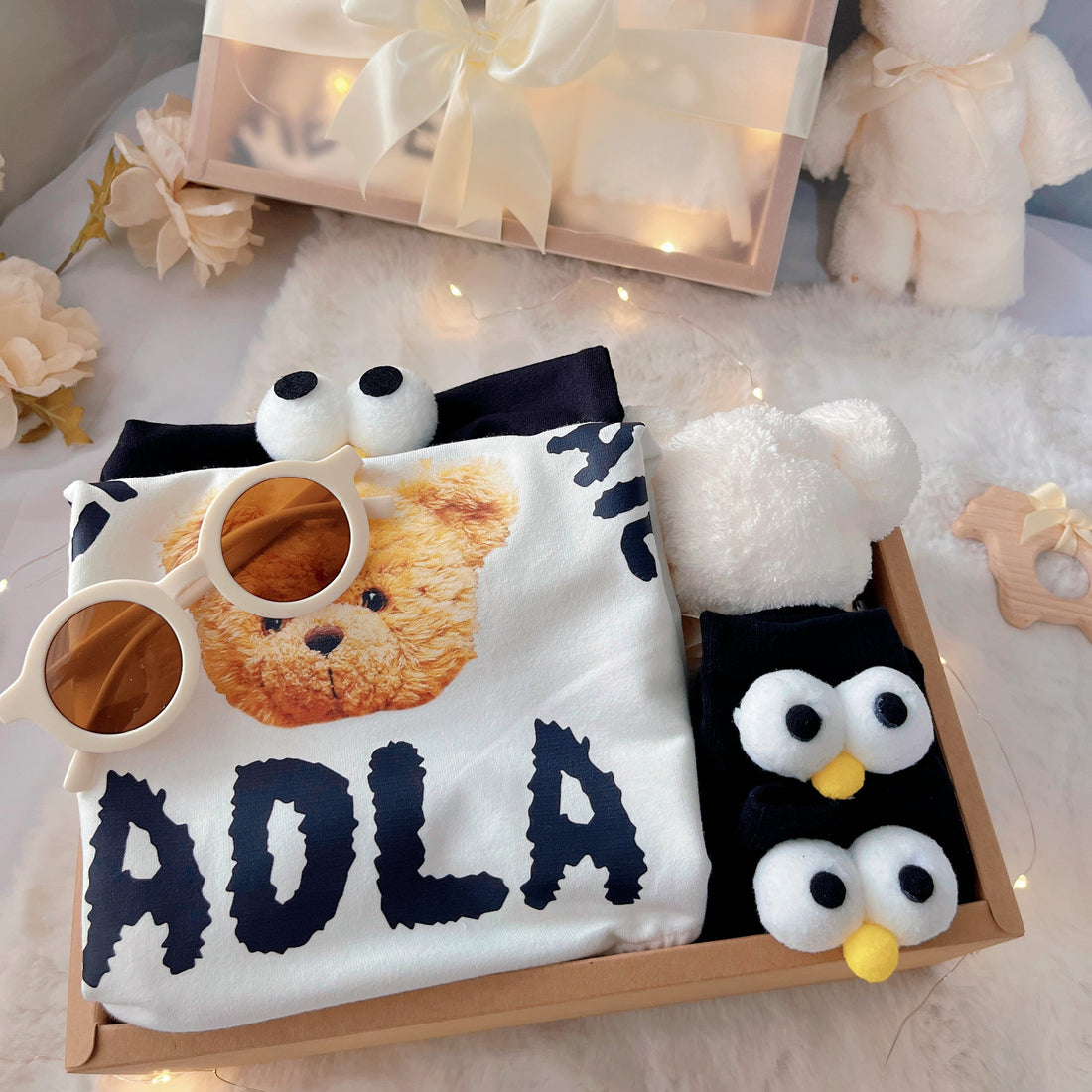 Baby Streetstyle classic baby gift box with black-and-white streetwear romper