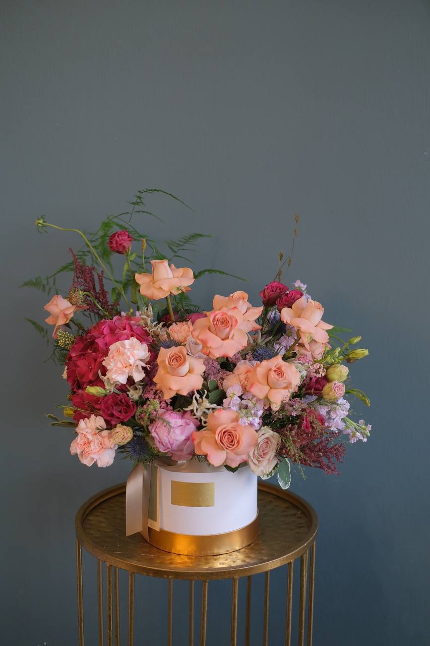 Omakase Bloom Box (Vintage Elegant) by Bamboo Green Florist, Penang
