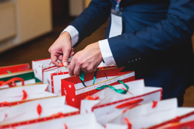 Corporate flowers &amp; gifts