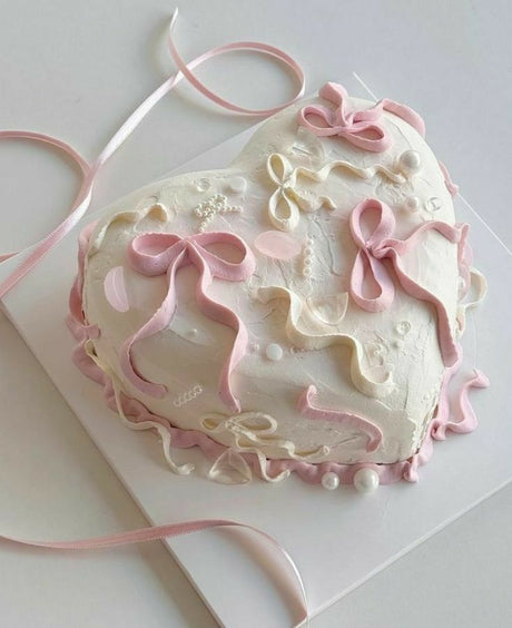 Sweet Bow Cake by Bamboo Green Florist, Penang