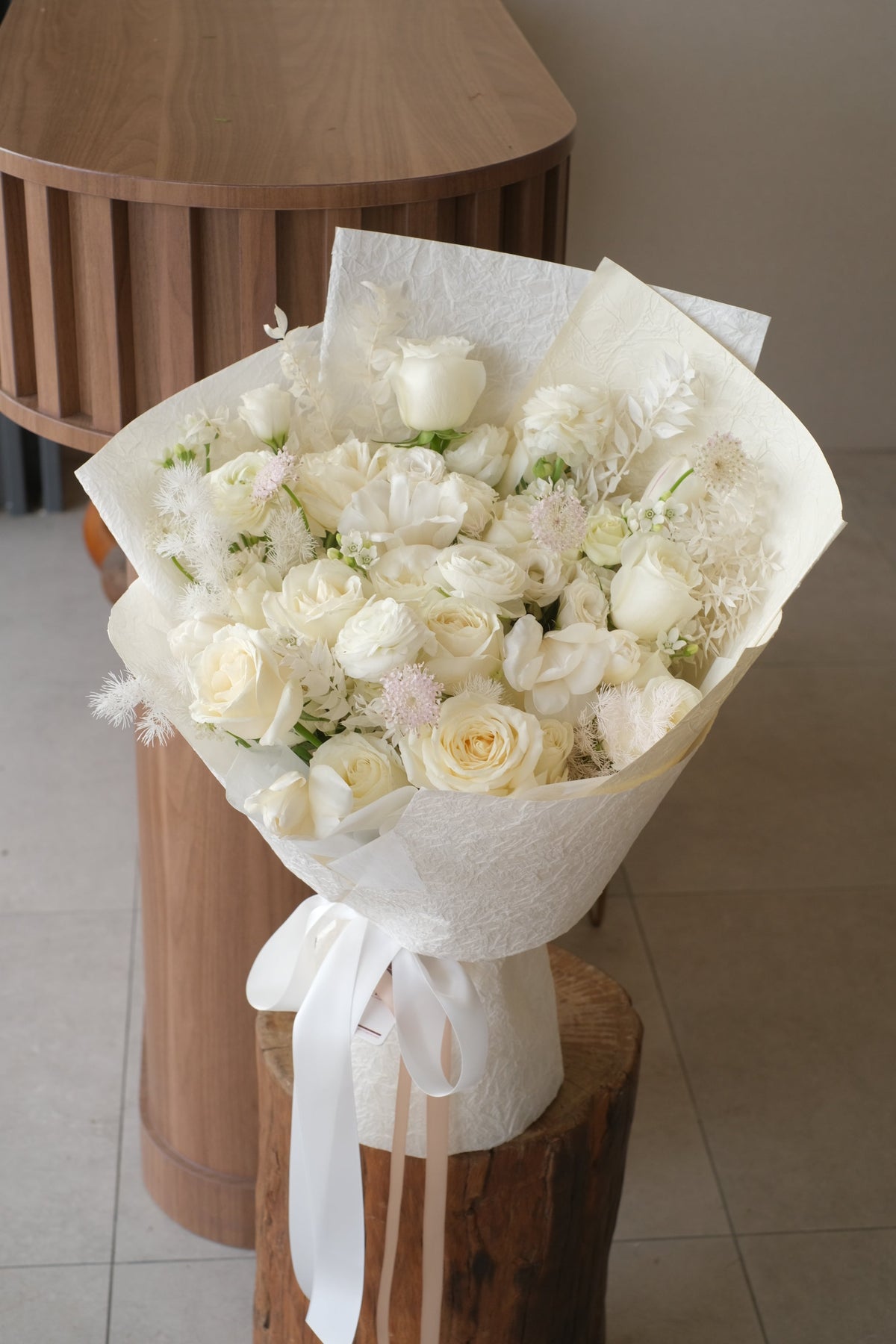 White Pearson Rose Bouquet by Bamboo Green Florist, Penang, photo 4