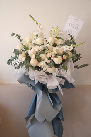 Au Natural Condolence Wreath by Bamboo Green Florist, Penang, photo 2