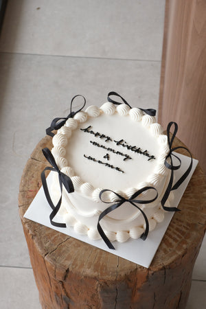 Coquette Cake by Bamboo Green Florist, Penang