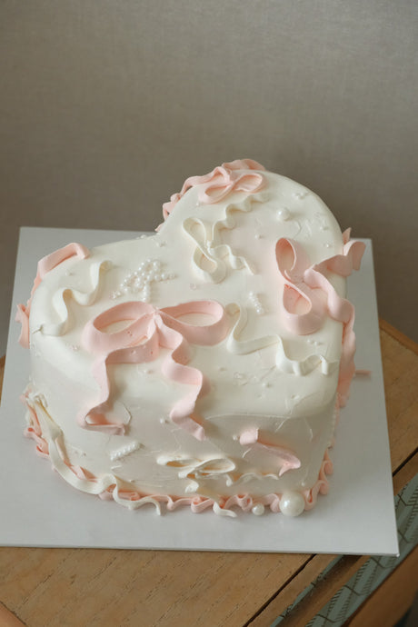Sweet Bow Cake by Bamboo Green Florist, Penang, photo 2