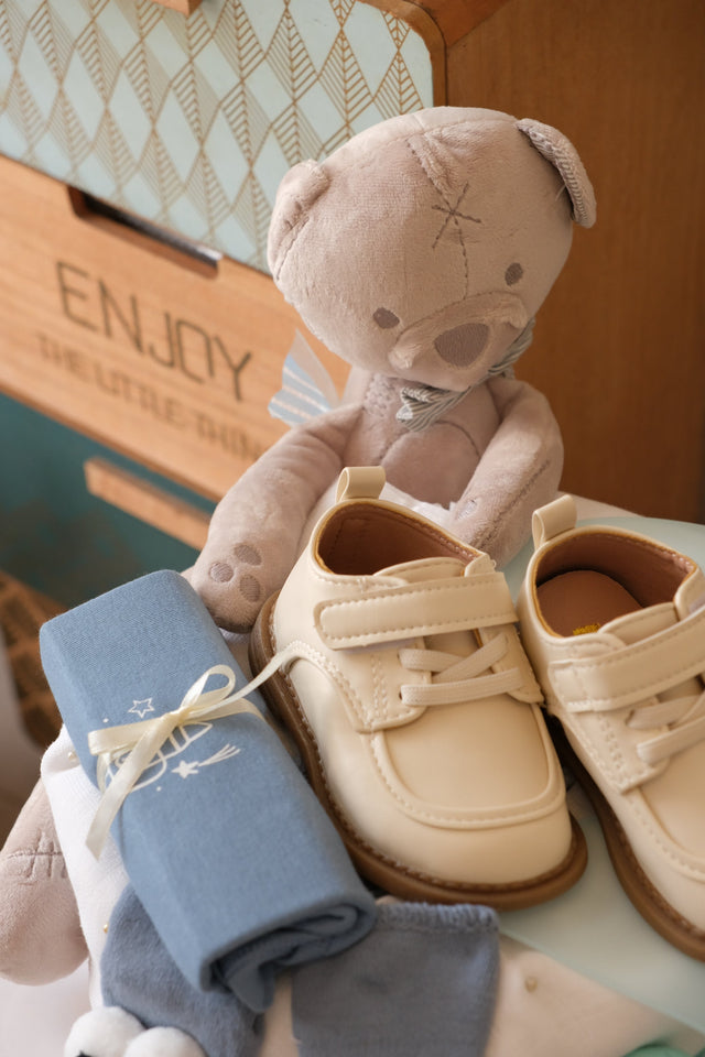 Cozy Cub Collection Nappy Cake by Bamboo Green Florist, Penang