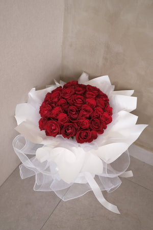 Luxe Lover Rose Bouquet by Bamboo Green Florist, Penang, photo 3
