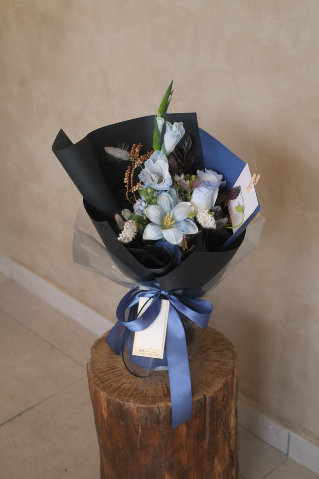 Omakase Bouquet (It's Blue) by Bamboo Green Florist, Penang