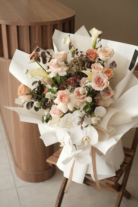 Omakase Bouquet (Modern Muse Neutrals) by Bamboo Green Florist, Penang, photo 4