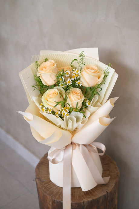 Truly Champagne Rose Bouquet by Bamboo Green Florist, Penang