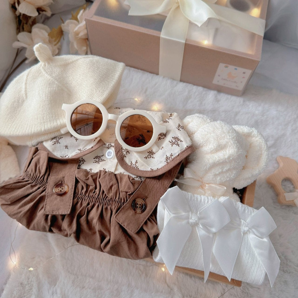Autumn Princess premium hamper – includes hat, sunglasses, gift box, gift accessories