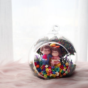 Couple on the Moon preserved flower terrarium