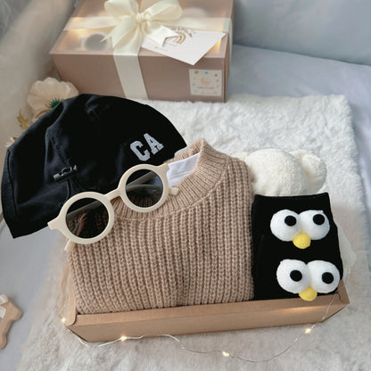 Cozy Khaki classic baby gift box with khaki and brown romper