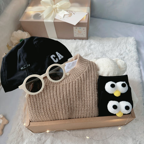 Cozy Khaki classic baby gift box with khaki and brown romper