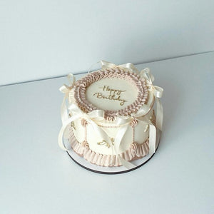 Freyaa Cake by Bamboo Green Florist, Penang