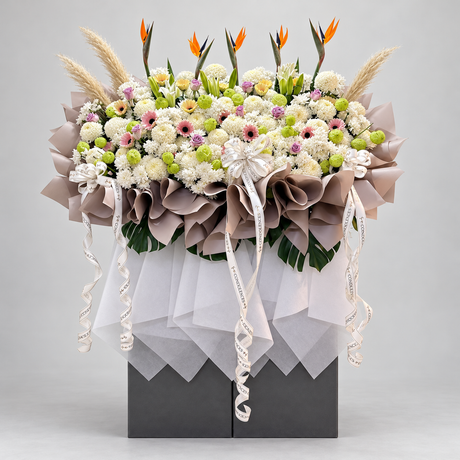 Pampas Eulogium Condolence Flower Stand — complete product on a clean neutral background