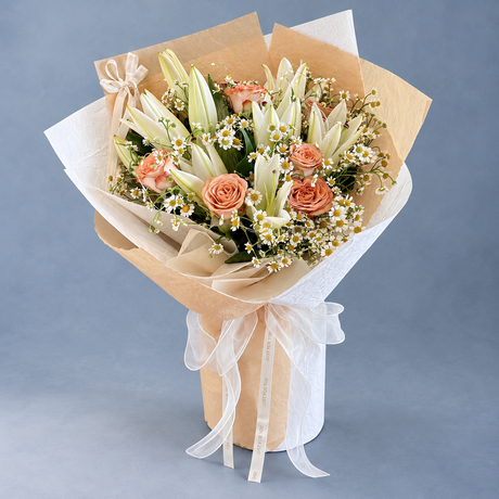 Toffee Macchiato Bouquet — complete product on a clean neutral background