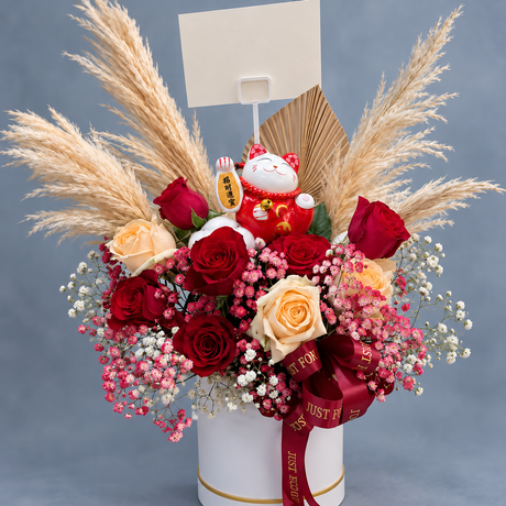 Thriving Dynasty Table Arrangement — close-up of product details