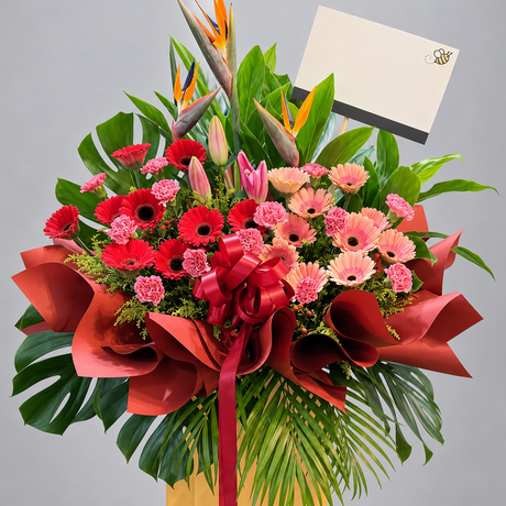 Enchanted Zenith Opening Flower Stand — close-up of product details