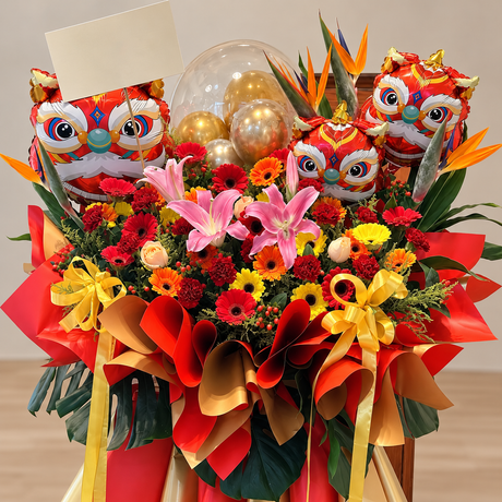 Prismatic Fortune Opening Flower Stand — close-up of product details
