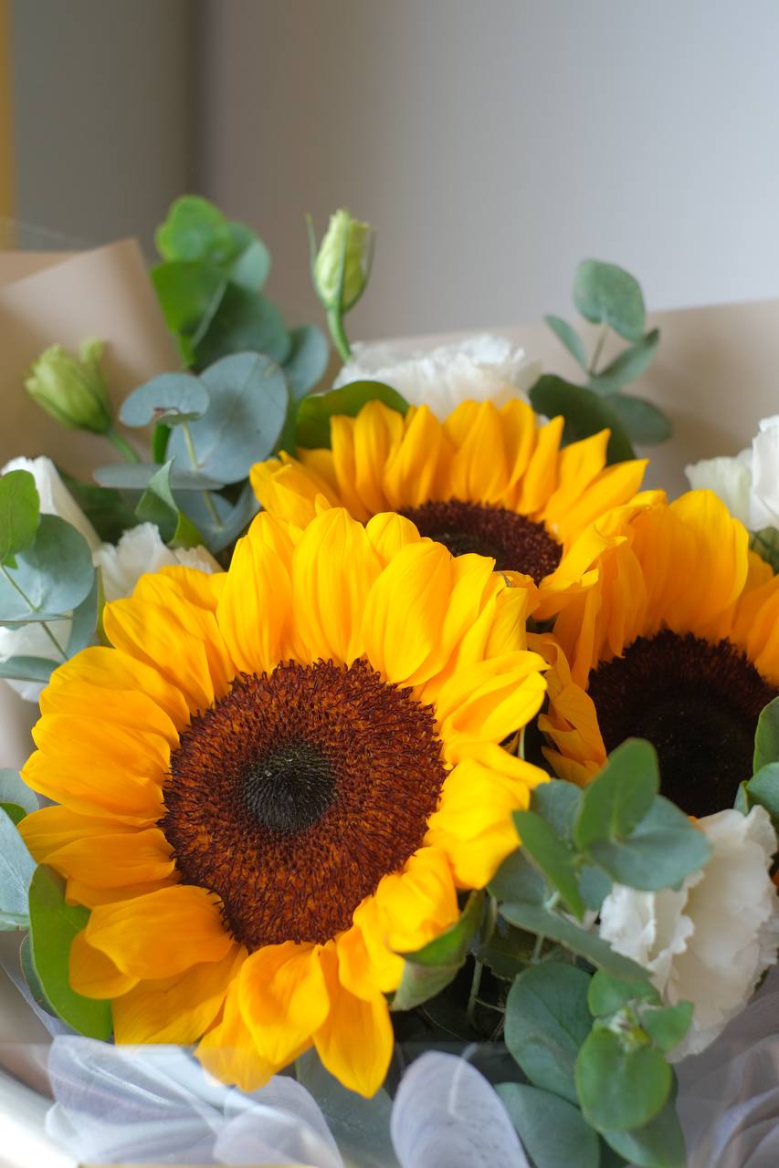 Honey Bee Sunflower Bouquet by Bamboo Green Florist, Penang, photo 3