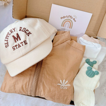 Little Explorer baby hamper – sporty zip-up romper, hat, socks, and mittens