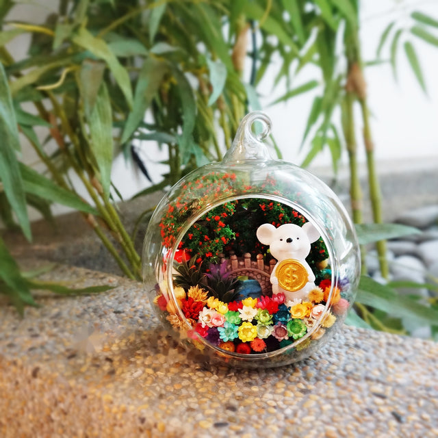 Little Mouse preserved flower terrarium