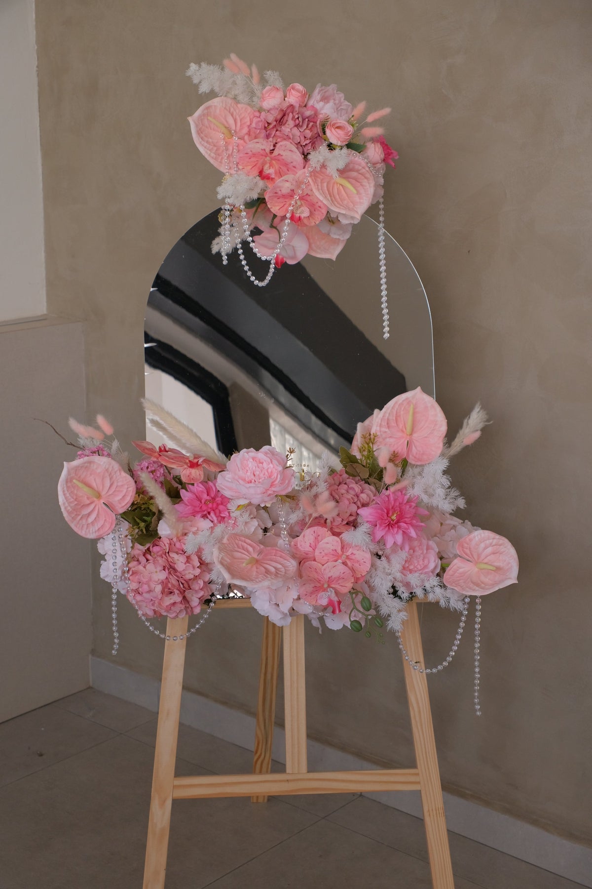 Millen Acryclic Selfie Mirror by Bamboo Green Florist, Penang, photo 2