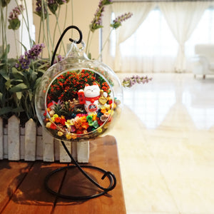 Red Fortune Cat preserved flower terrarium