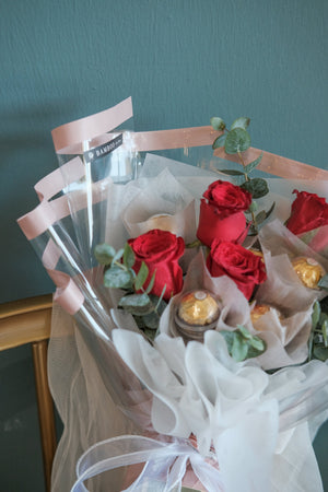 Roses & Crunch by Bamboo Green Florist, Penang, photo 2