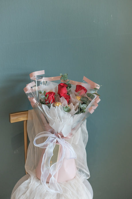 Roses & Crunch by Bamboo Green Florist, Penang