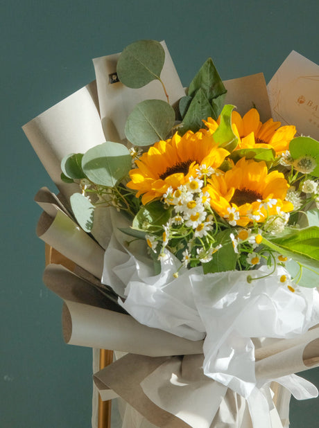 Sunny Ivory Sunflower Bouquet by Bamboo Green Florist, Penang