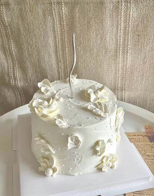 White Posies Cake by Bamboo Green Florist, Penang